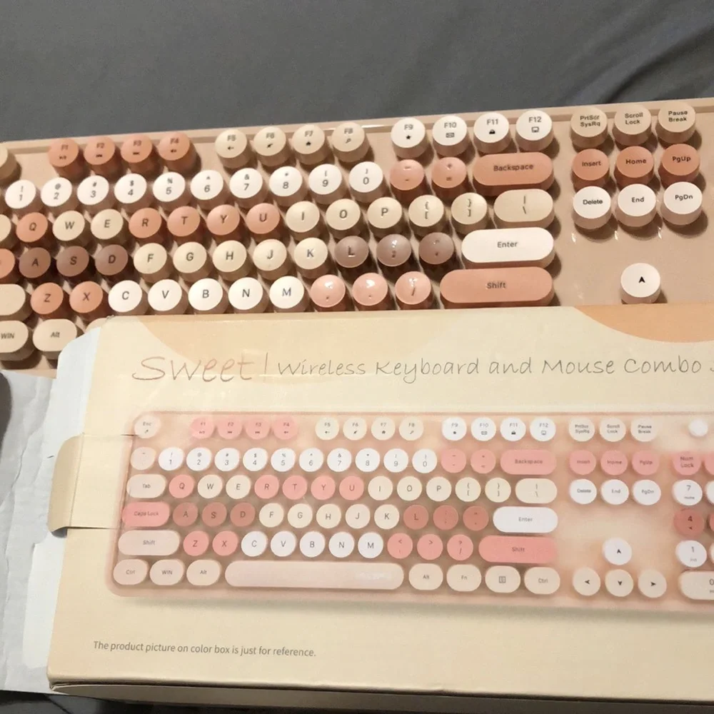 MOFII Wireless Keyboard and Mouse Combo